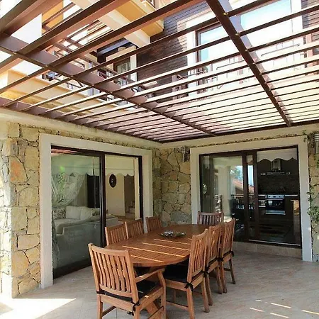 Country Villas Вилла